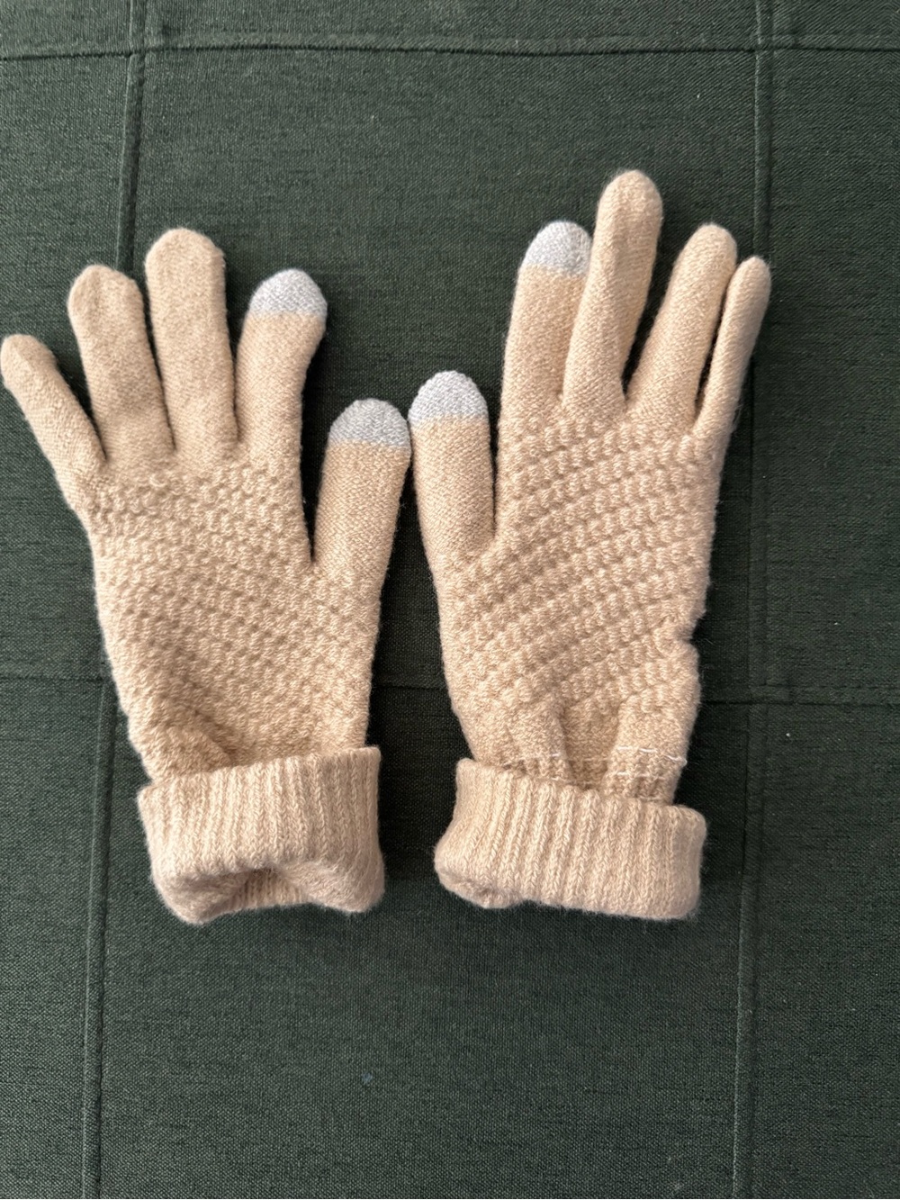 Cozy Textured Knit Touchscreen Gloves - Beige with Gray Tips